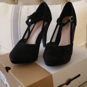 Call It Spring close toe black heels